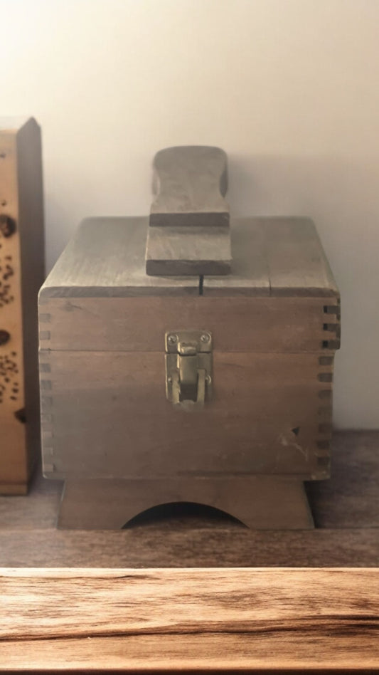 Vintage Shoe Shine Box