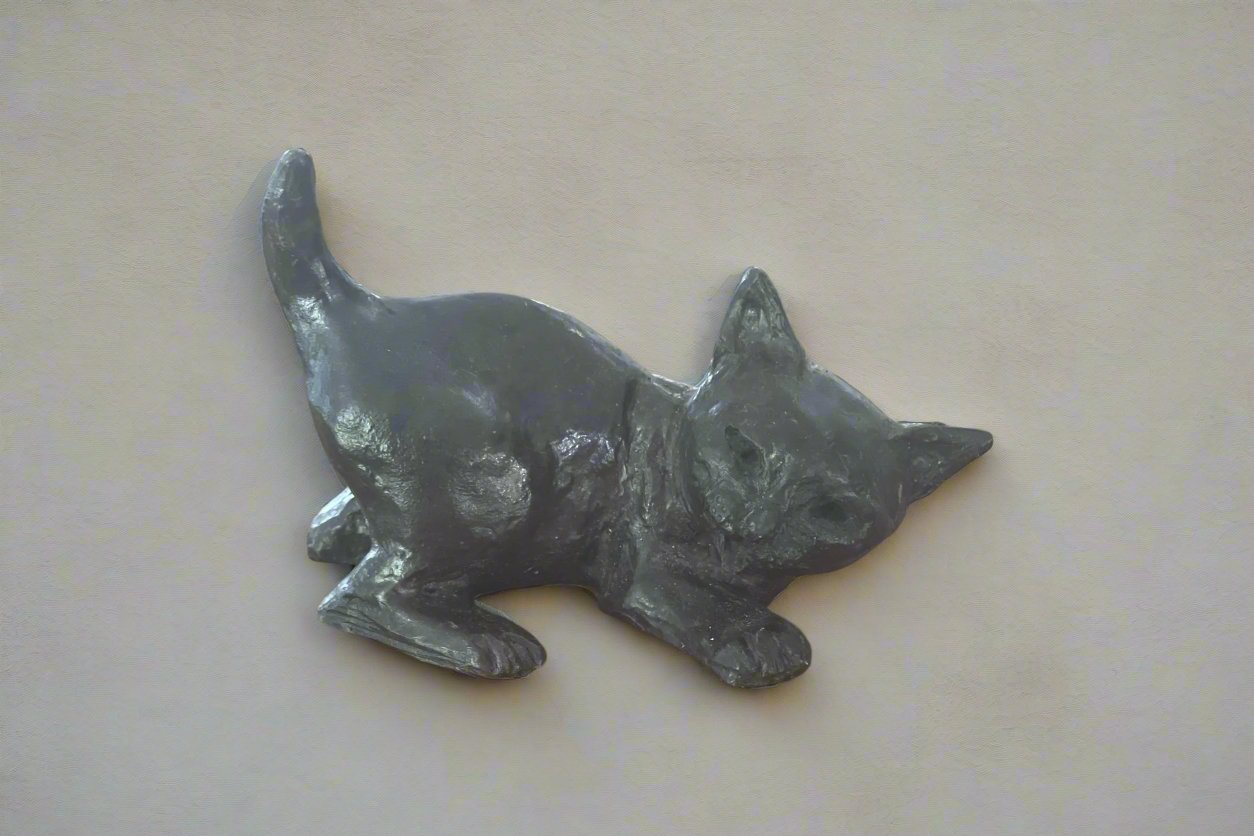 Small Ebony Cat Figure