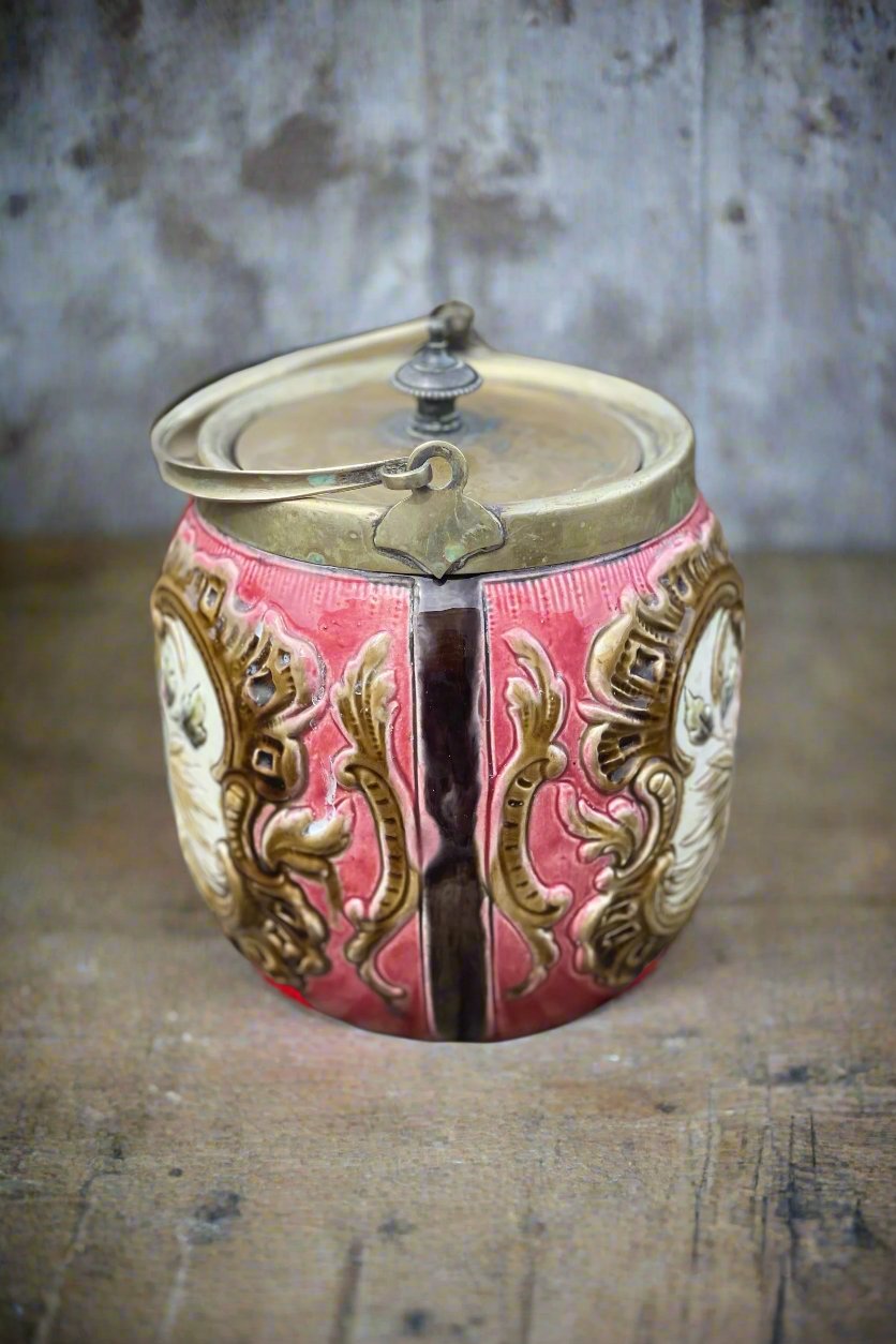 Victorian Majolica Ceramic Pottery Biscuit Jar