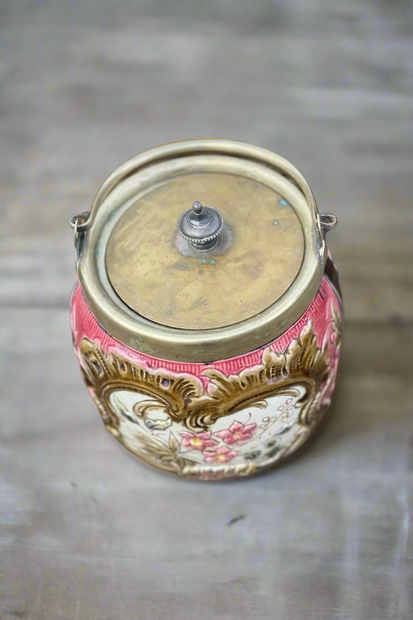 Victorian Majolica Ceramic Pottery Biscuit Jar