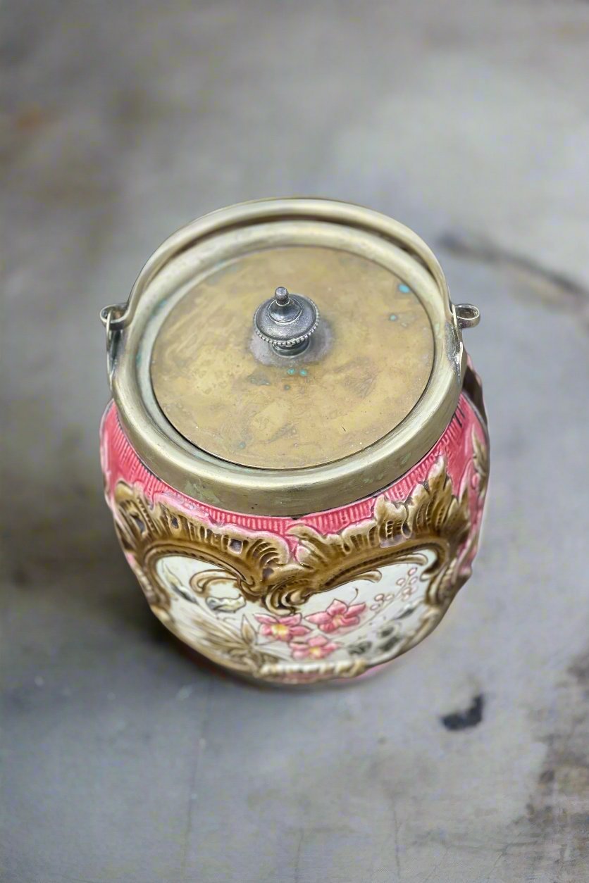 Victorian Majolica Ceramic Pottery Biscuit Jar