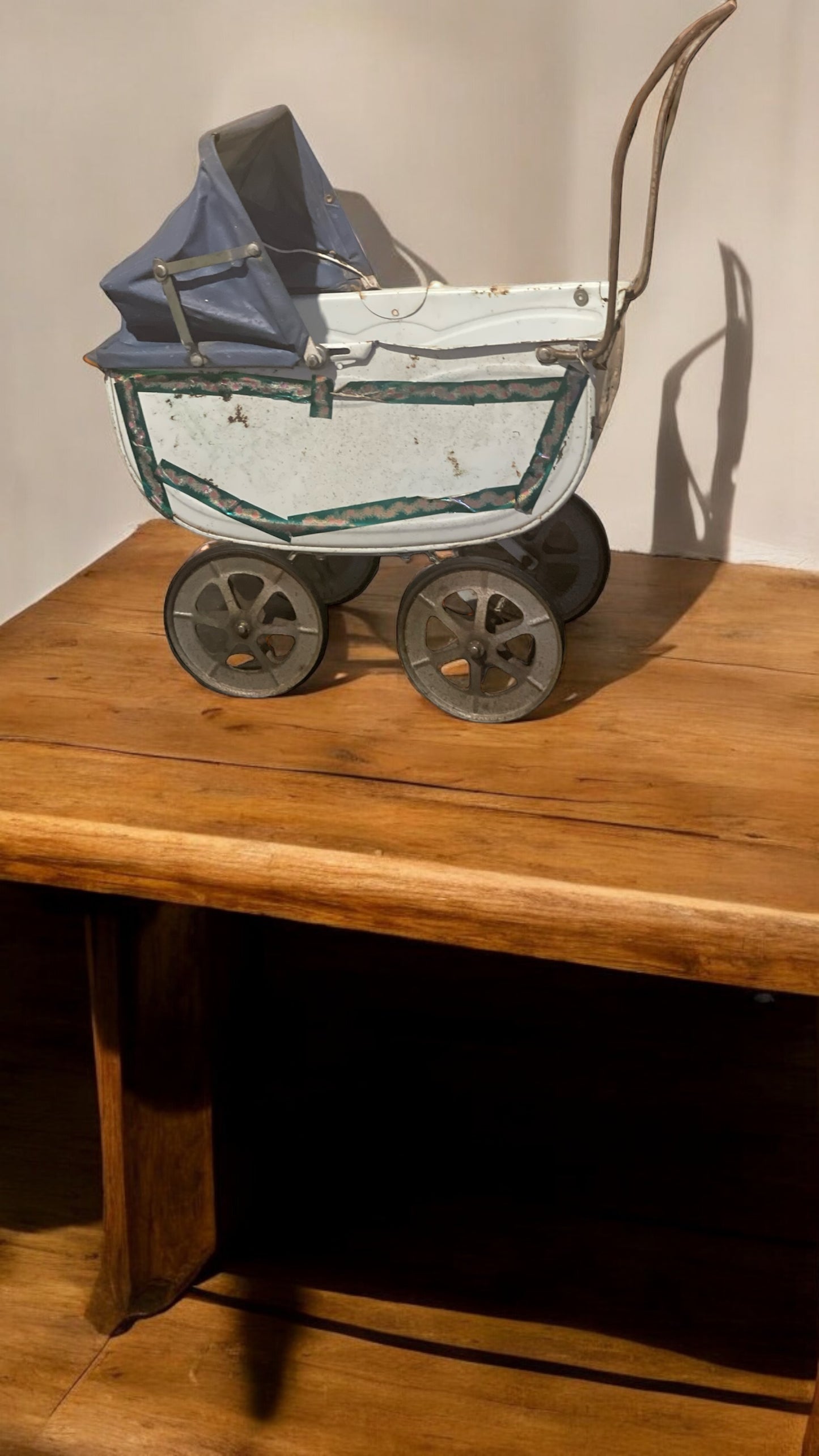 Vintage Dolls Pram