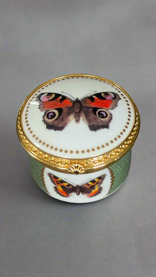 Vintage Crummles Enamel Trinket box